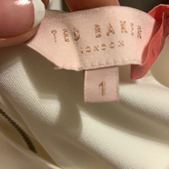 A white Ted Baker blouse with open shoulders - Picture 12 of 12